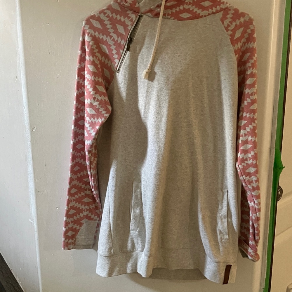 Women's Pink and Gray Sweater
